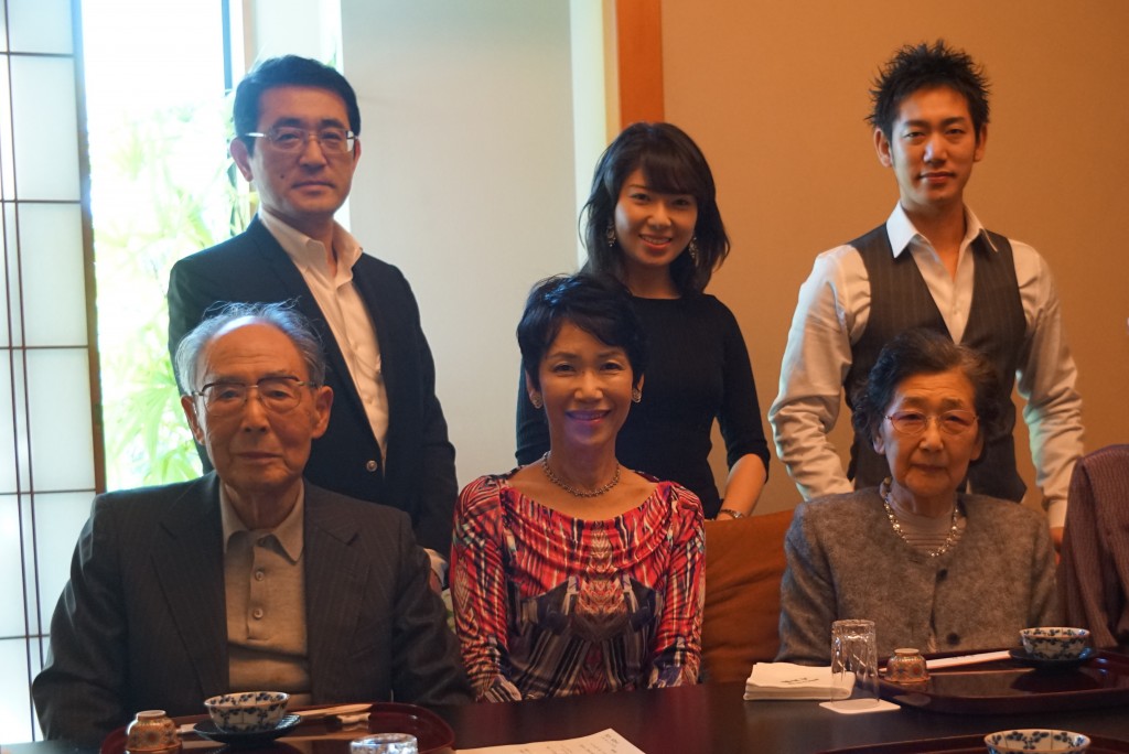 DSC073高橋和夫先生と家族